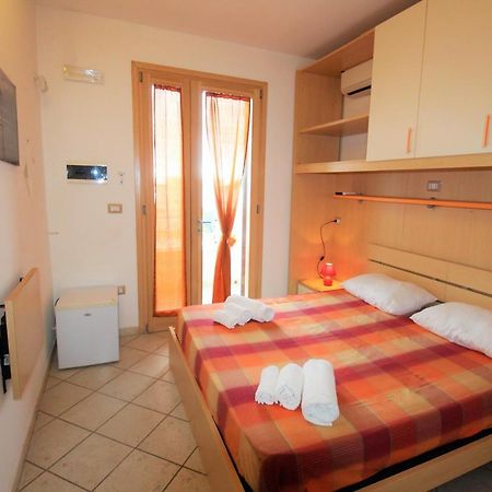 B&B Scoglio Di Pirro Climatizzato A 150 M Dalle Spiagge Salentine Torre San Giovanni Ugento Dış mekan fotoğraf