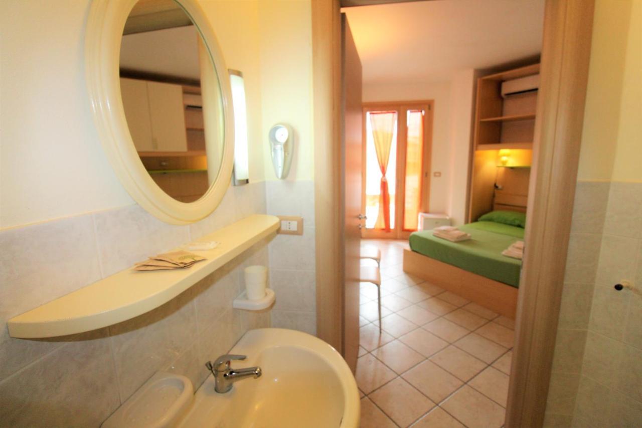 B&B Scoglio Di Pirro Climatizzato A 150 M Dalle Spiagge Salentine Torre San Giovanni Ugento Dış mekan fotoğraf